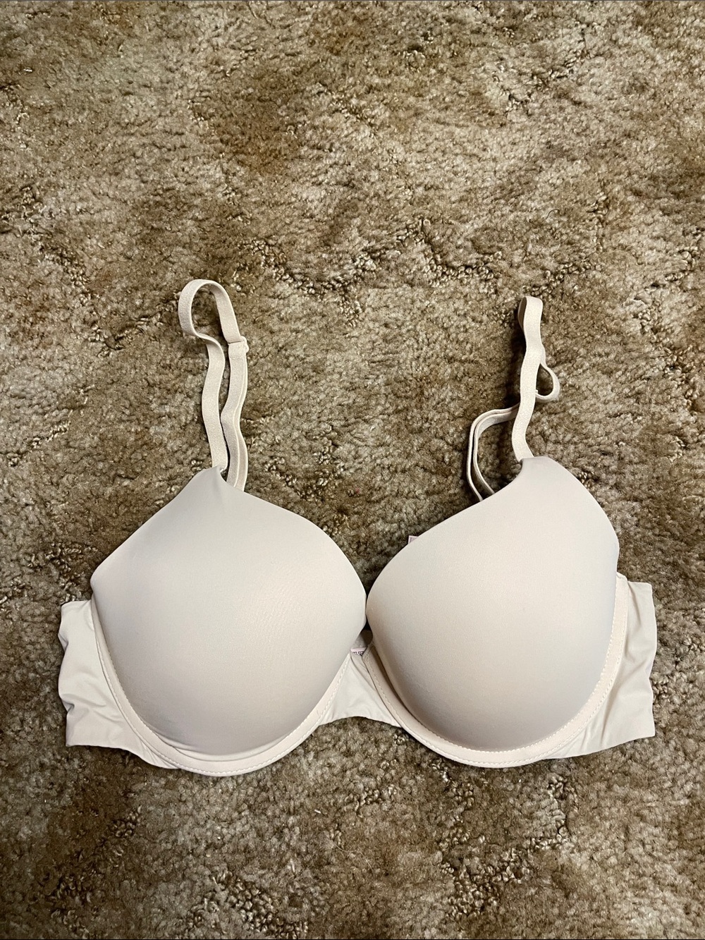 Victoria’s Secret T Shirt Push‎ Up Bra Full Coverage Size 34C